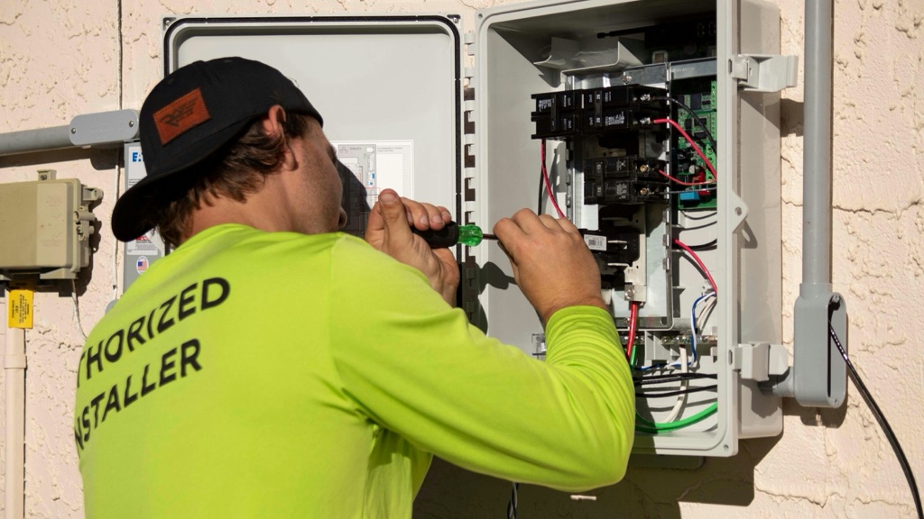 Electrician Boynton Beach FL - panel upgrade by WDN Home Improvement